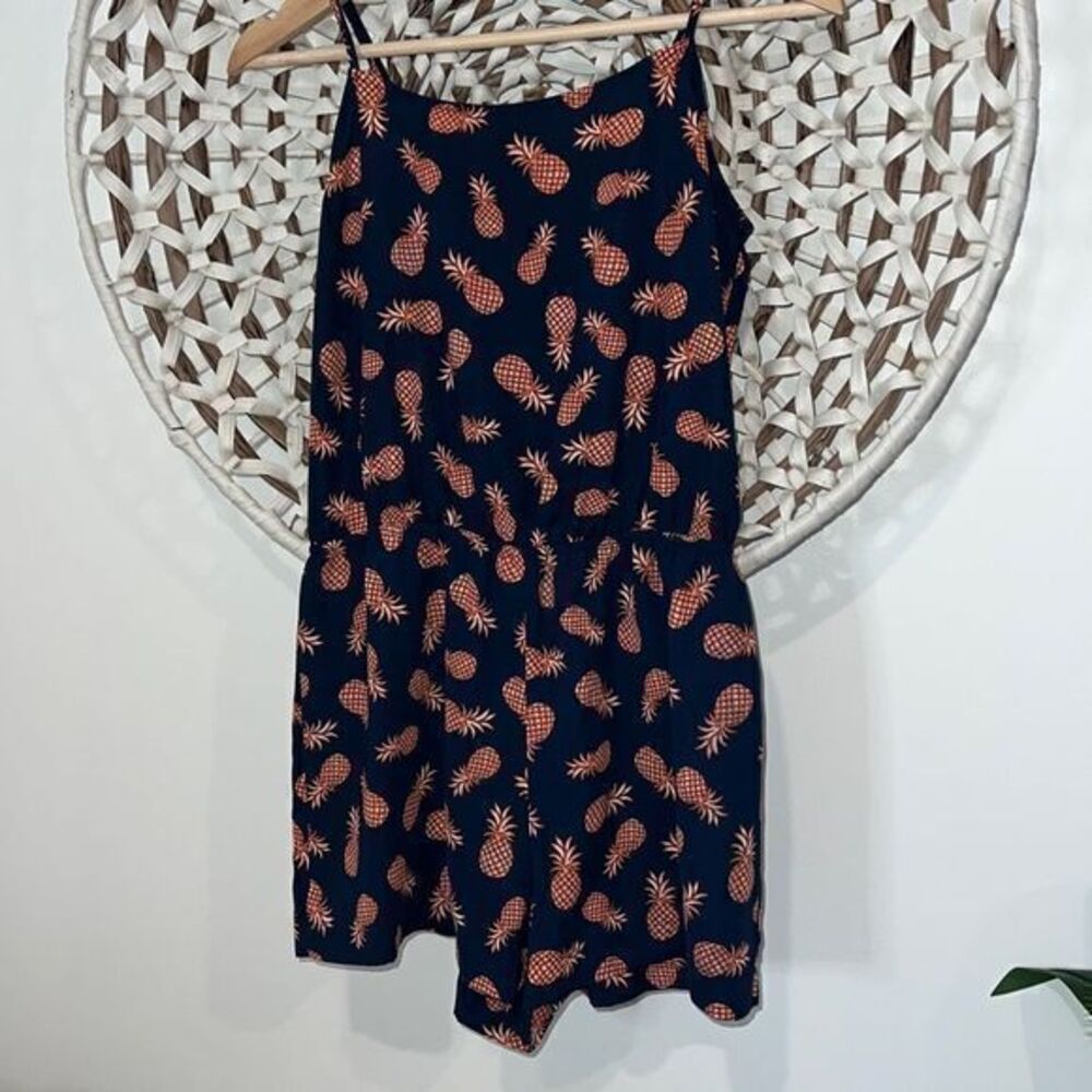 E & M Francesca’s pineapple print romper size small